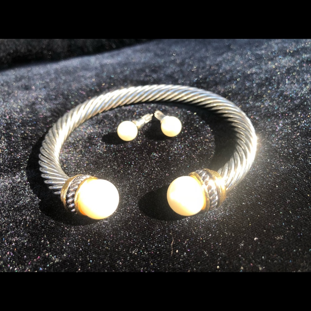 Pearl bangle with gold & silver & pearl earrings